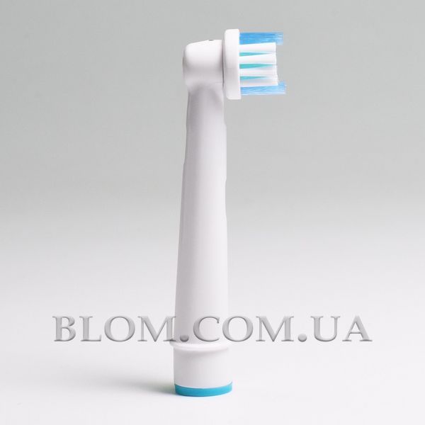 Насадки для електричних зубних щіток Oral b змінні середньої жорсткості 0255 фото