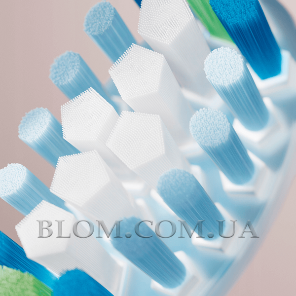 Насадки Philips Sonicare C3 Premium Plaque Defence White стандартні для звукової зубної щітки 737 фото